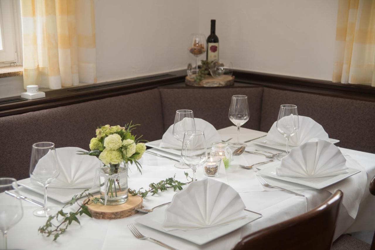Landgasthof-Hotel Zur Linde Großenlüder Екстериор снимка