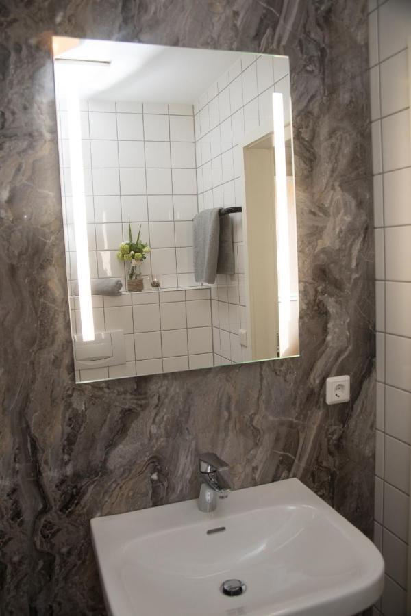 Landgasthof-Hotel Zur Linde Großenlüder Екстериор снимка